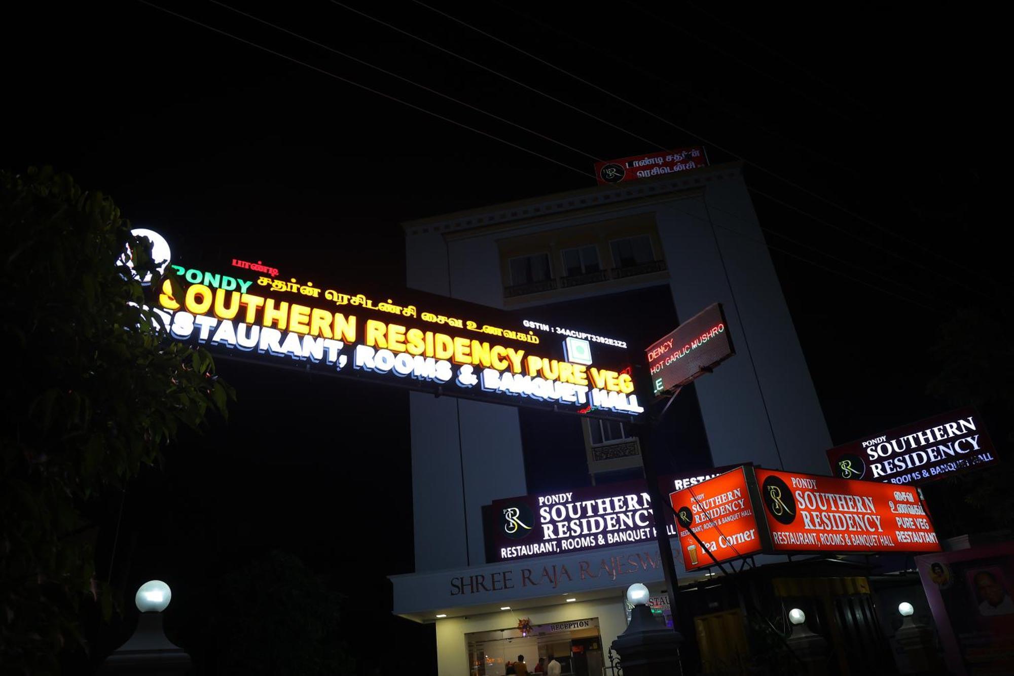 Pondy Southern Residency Puducherry Buitenkant foto